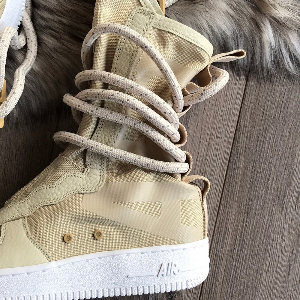 NWT Nike Air Force 1 SF high tops - Picture 5 of 8
